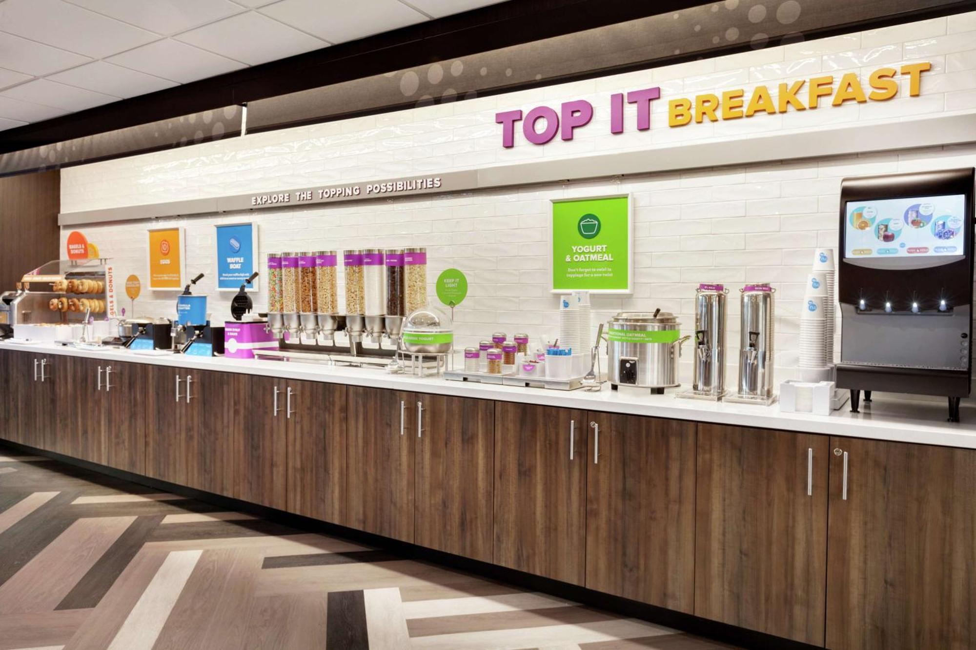 Tru By Hilton Louisville East Ky Екстер'єр фото